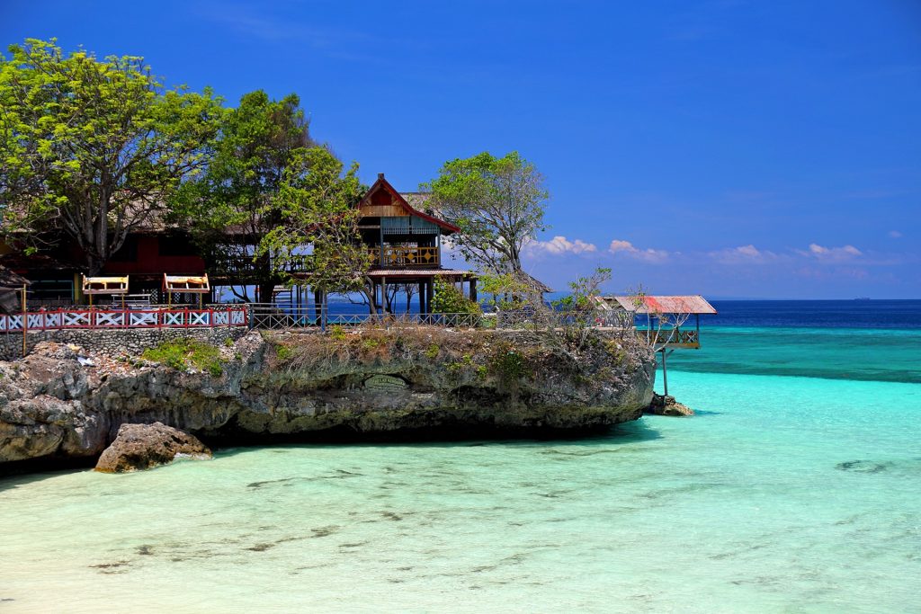 Rekomendasi Pantai Terindah di Indonesia